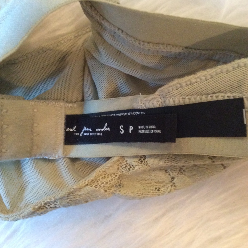 🌞Urban Outfitters Convertible Halter Bra Top - Picture 7 of 7